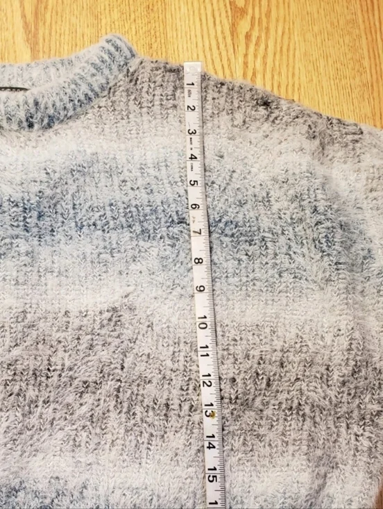 Wild Fable Women's Sweater Size: XL Fuzzy - Picture 4 of 10